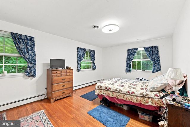 241 TIMBER JUMP LN, Media, PA 19063