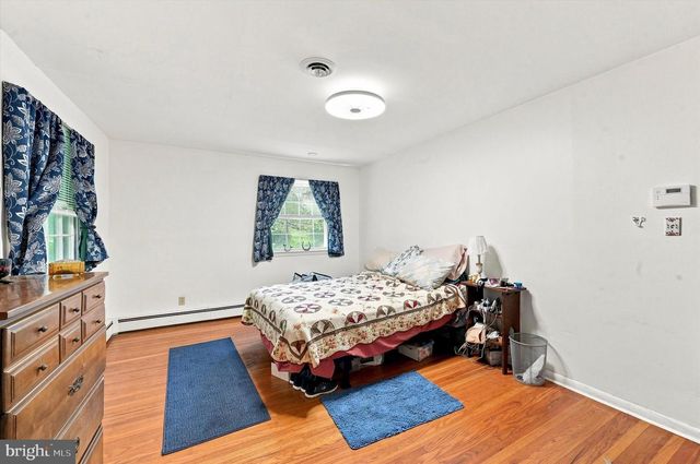 241 TIMBER JUMP LN, Media, PA 19063