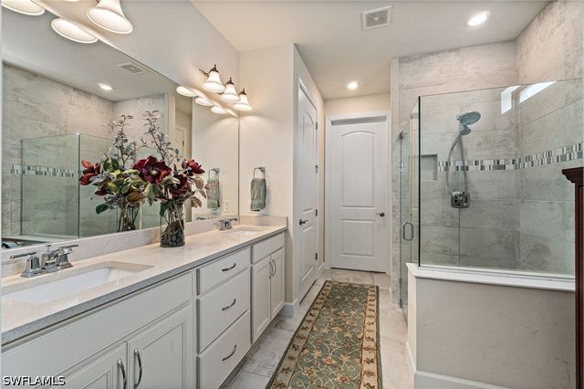 14045 Hawks Eye CT, Estero, FL 33928