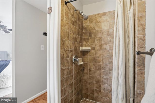 1563 TWISTED OAK DR, Reston, VA 20194