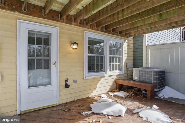 1563 TWISTED OAK DR, Reston, VA 20194