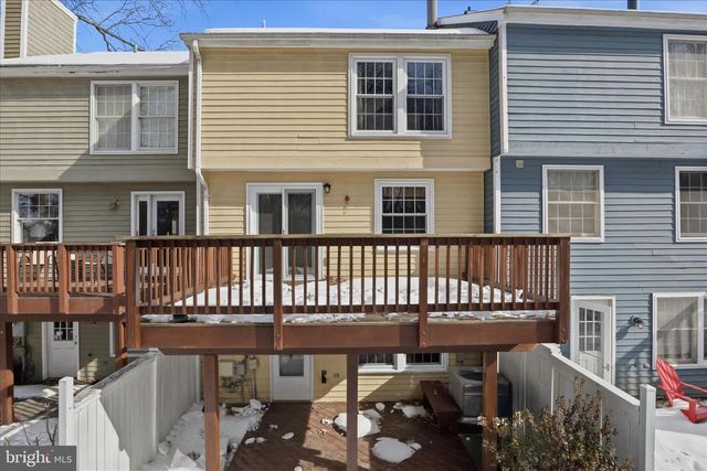 1563 TWISTED OAK DR, Reston, VA 20194