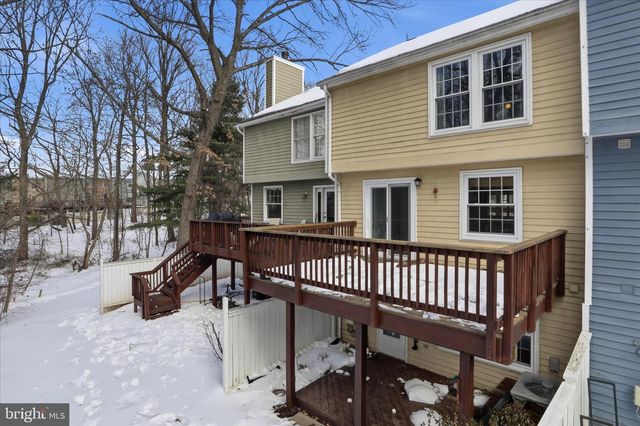 1563 TWISTED OAK DR, Reston, VA 20194