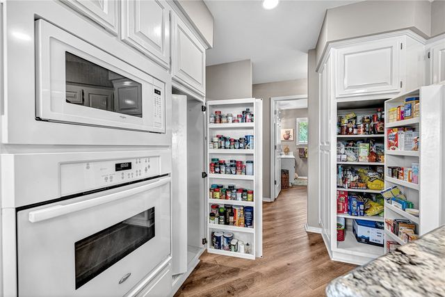 50 Eriboll Lane, Bella Vista, AR 72715