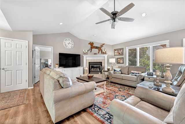 50 Eriboll Lane, Bella Vista, AR 72715
