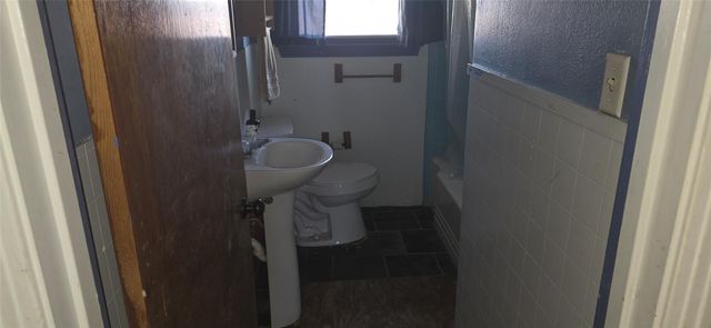 9270 San Marcos Highway, Fentress, TX 78622