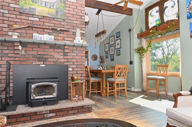 65 Bailey Road, New Hampton, NY 10958