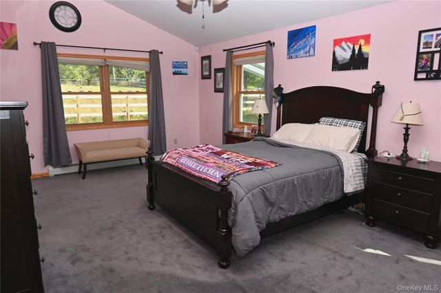 65 Bailey Road, New Hampton, NY 10958