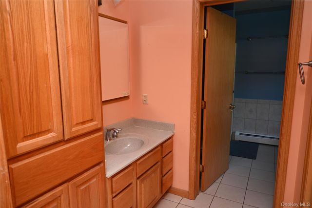 65 Bailey Road, New Hampton, NY 10958