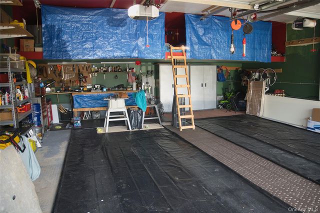 65 Bailey Road, New Hampton, NY 10958