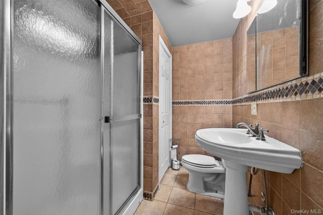 65 Bailey Road, New Hampton, NY 10958