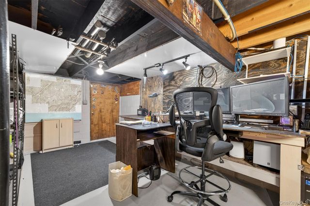 65 Bailey Road, New Hampton, NY 10958