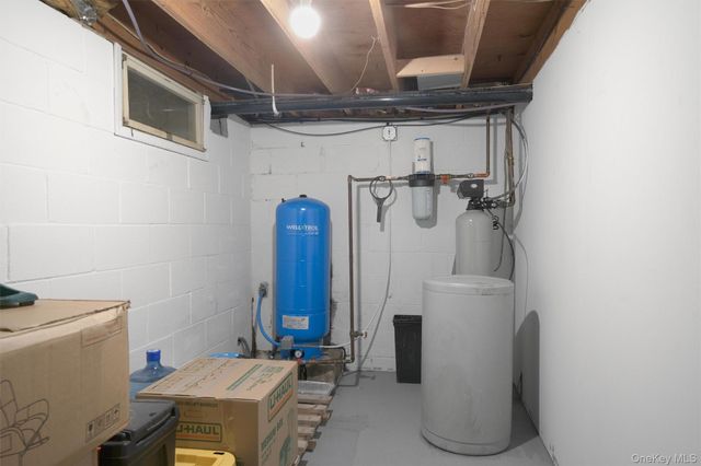 65 Bailey Road, New Hampton, NY 10958