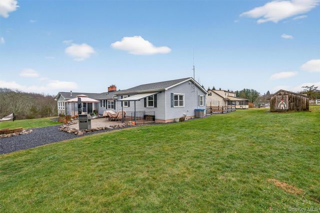 65 Bailey Road, New Hampton, NY 10958