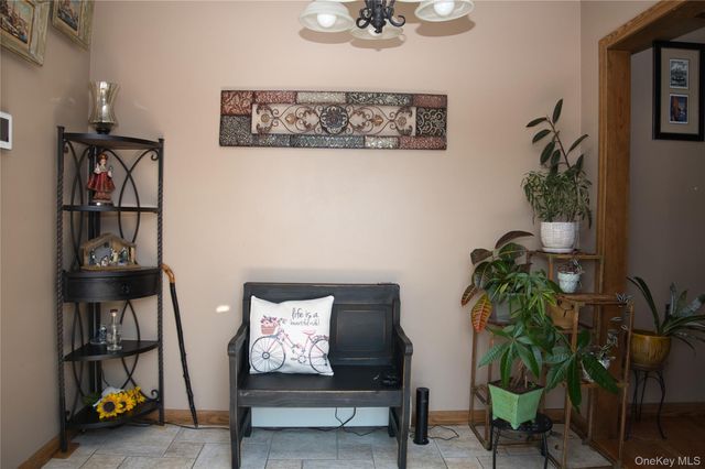 65 Bailey Road, New Hampton, NY 10958