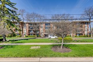 2206 S Goebbert Road 409, Arlington Heights, IL 60005
