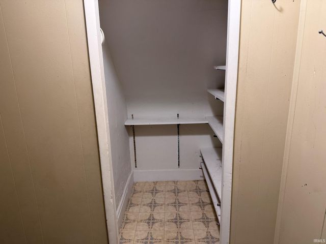 1111 S 27Th Street, South Bend, IN 46615