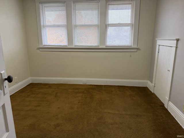 1111 S 27Th Street, South Bend, IN 46615