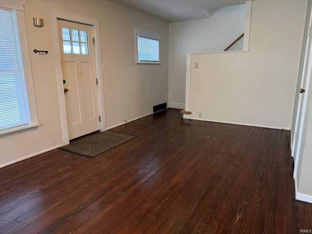 1111 S 27Th Street, South Bend, IN 46615