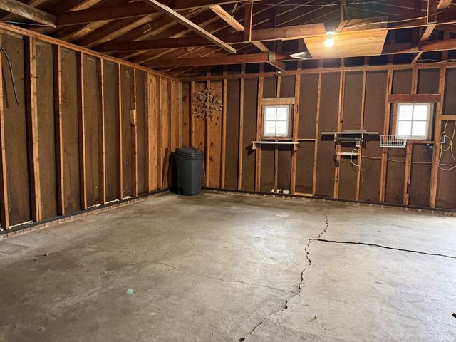 1111 S 27Th Street, South Bend, IN 46615