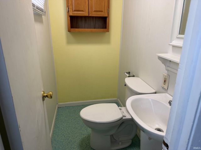 1111 S 27Th Street, South Bend, IN 46615