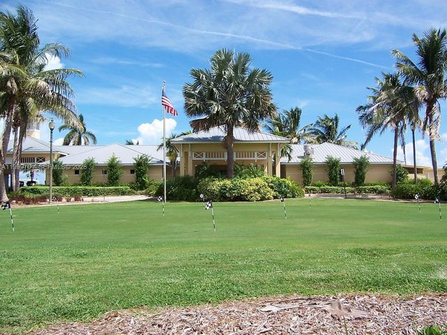 2688 Dudley Drive J, West Palm Beach, FL 33415