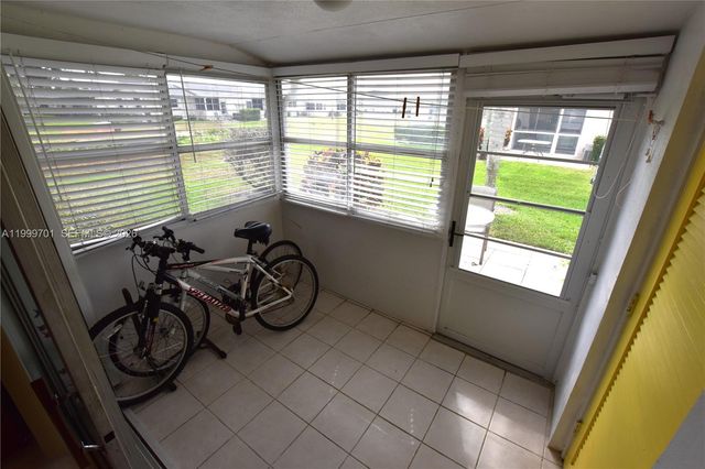 2688 Dudley Drive J, West Palm Beach, FL 33415