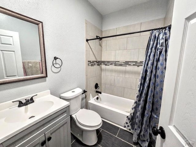 1430 Wabash Ave, Pueblo, CO 81004