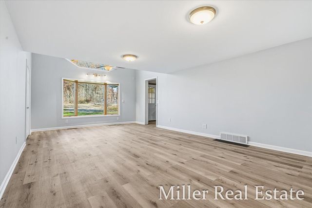 641 W Quimby Road, Hastings, MI 49058