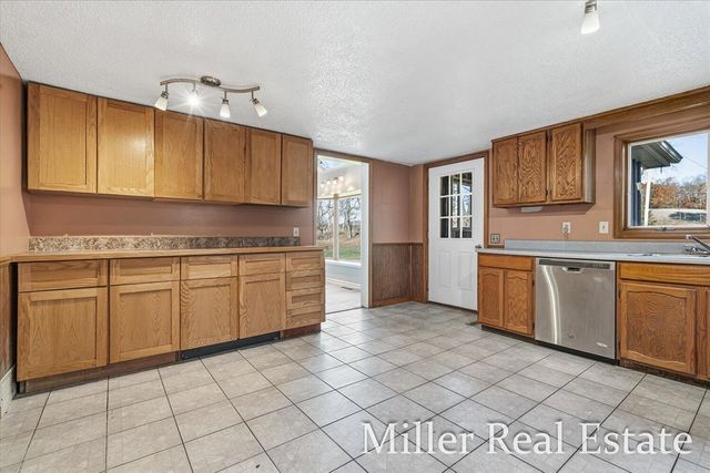 641 W Quimby Road, Hastings, MI 49058