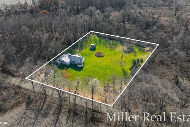 641 W Quimby Road, Hastings, MI 49058