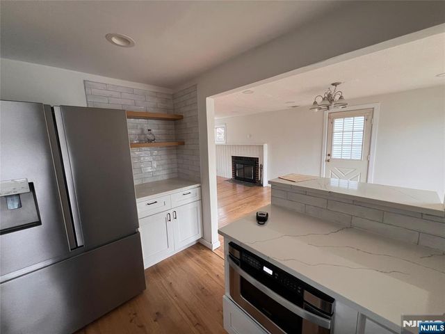 92 Grove Street, Waldwick, NJ 07463