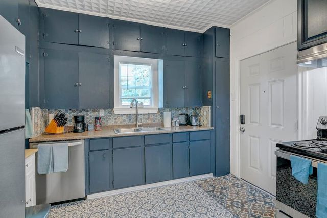 2552 Liberty Avenue, Beaumont, TX 77702