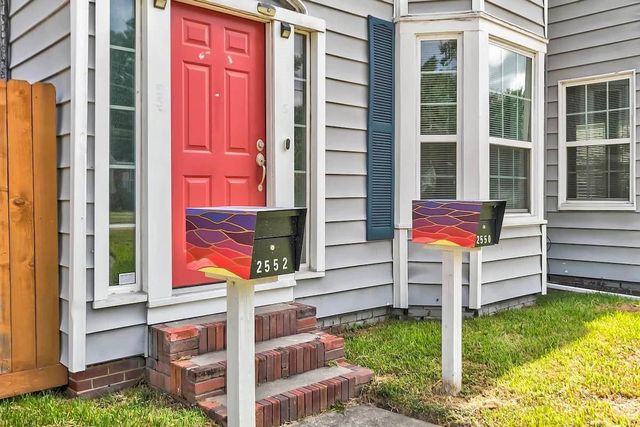 2552 Liberty Avenue, Beaumont, TX 77702