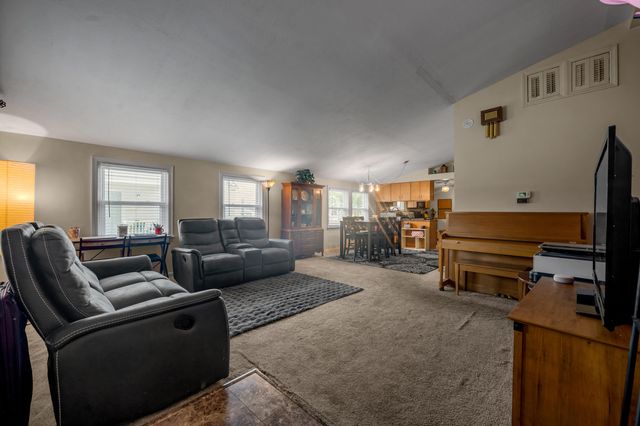 861 Chestnut Drive, Frankfort, KY 40601