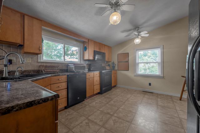 861 Chestnut Drive, Frankfort, KY 40601