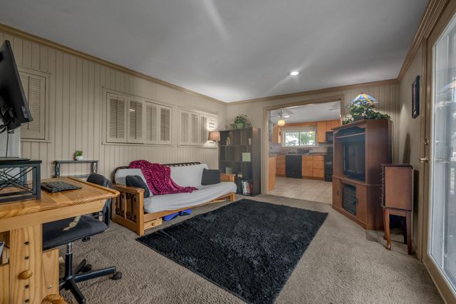 861 Chestnut Drive, Frankfort, KY 40601