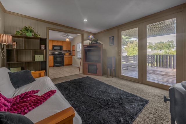 861 Chestnut Drive, Frankfort, KY 40601