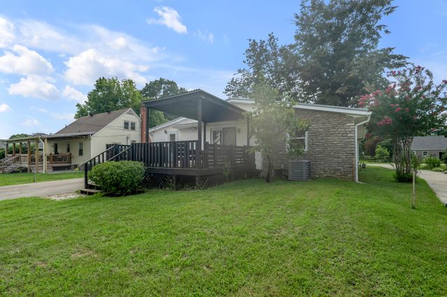 861 Chestnut Drive, Frankfort, KY 40601