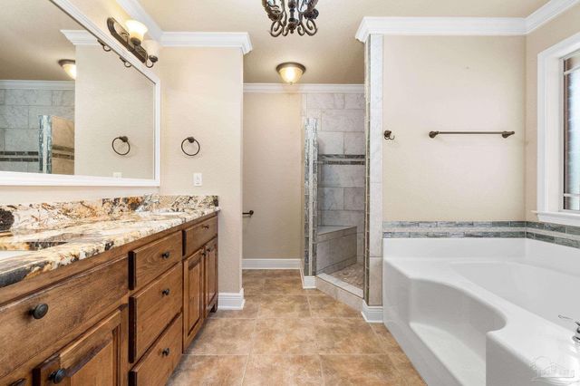 9944 Eleral Dr, Pensacola, FL 32526