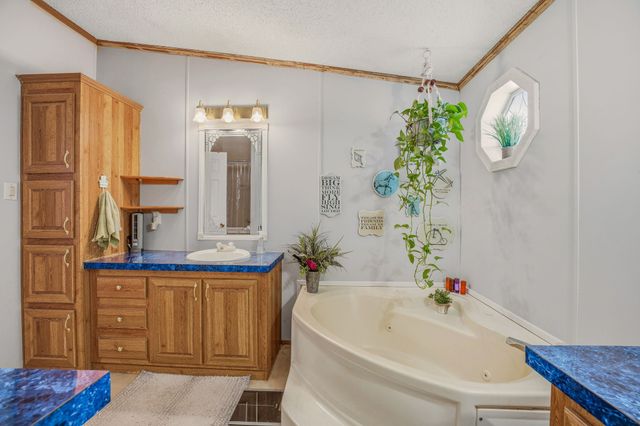 1565 County Road 233, Stephenville, TX 76401