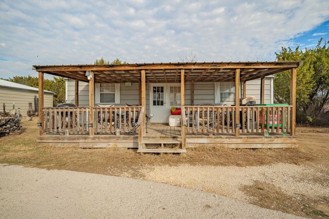 1565 County Road 233, Stephenville, TX 76401