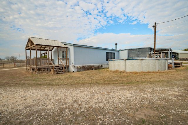 1565 County Road 233, Stephenville, TX 76401
