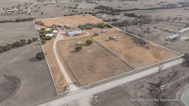 1565 County Road 233, Stephenville, TX 76401