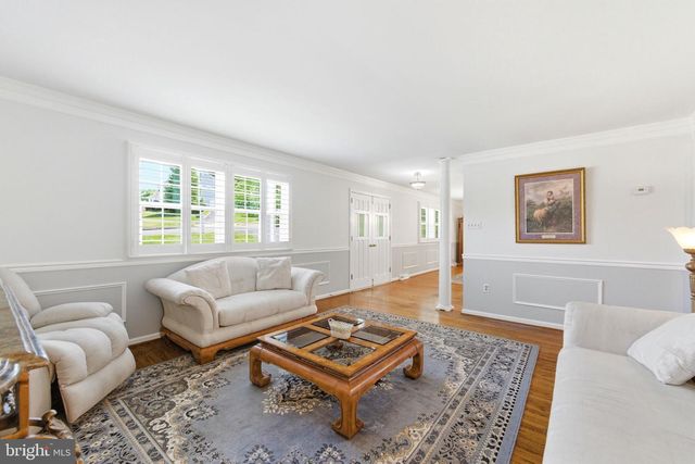 1525 CAROLINE DR, Aston, PA 19014
