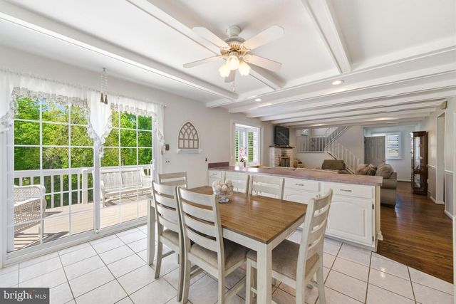 1525 CAROLINE DR, Aston, PA 19014