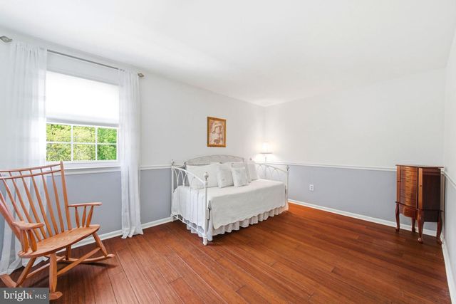 1525 CAROLINE DR, Aston, PA 19014