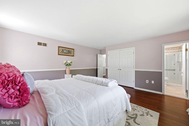1525 CAROLINE DR, Aston, PA 19014