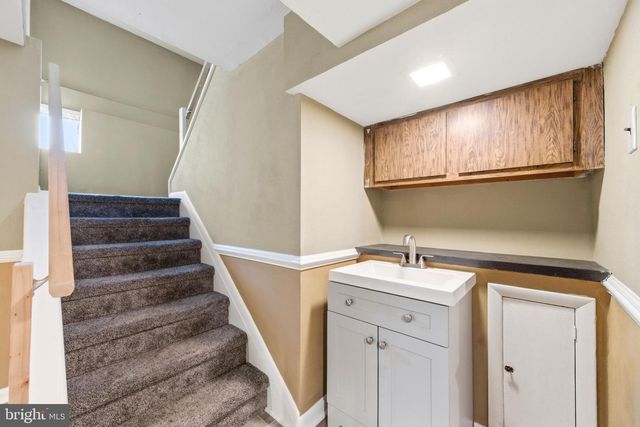 1525 CAROLINE DR, Aston, PA 19014