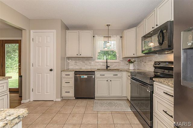 468 Talbert Court, Ballwin, MO 63021
